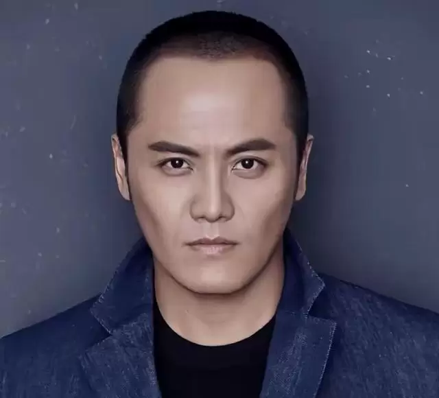 张嘉益姬他再度合作《主角》演绎剧团同事关系 现场图