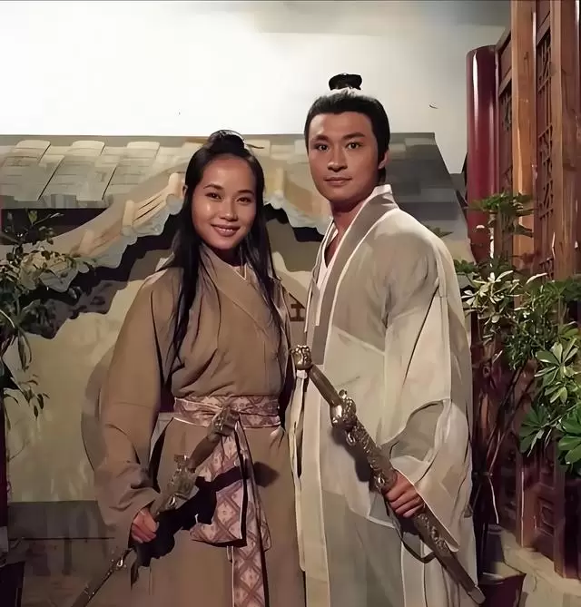 马景涛版《倚天屠龙记》重播引怀旧潮，周海媚周芷若成角色标杆 相关图片